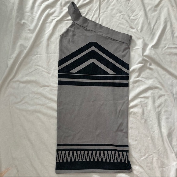 Vintage Y2K Bebe One Shoulder Stretchy Bodycon Dress Size M/L Gray Black - Picture 5 of 6